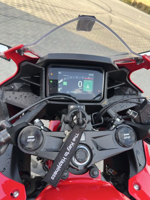 Honda CBR500R 2024
