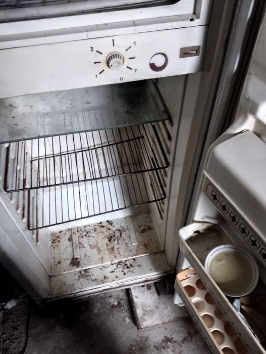 Прадается халаделник