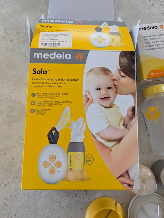 Помпа за кърма Medela и комплект шишета и биберони