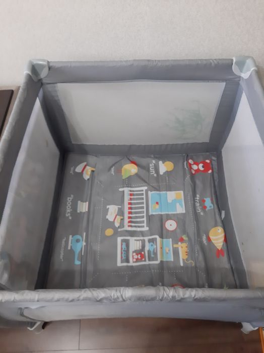 Срочно продам детский манеж