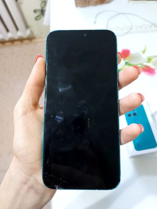 Продам телефон б/у Honor X8c