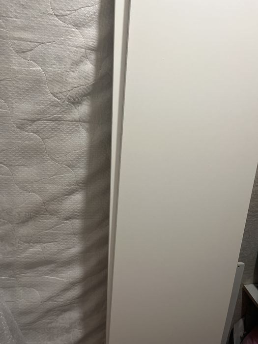 Продам кровать для девочки с матрасом