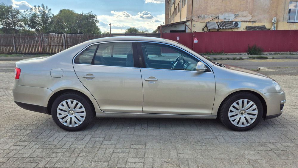 Volkswagen Jetta 2008 diesel, 4.650 € — imagine 14