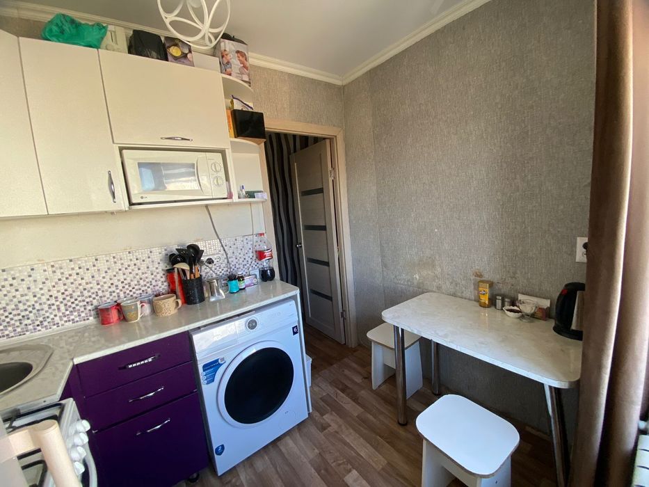 Продам четырёхкомнатную квартиру