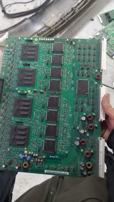 Прием плат, радиодеталей