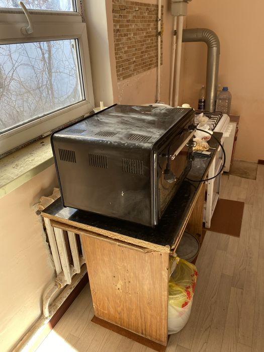 Продам духовка .