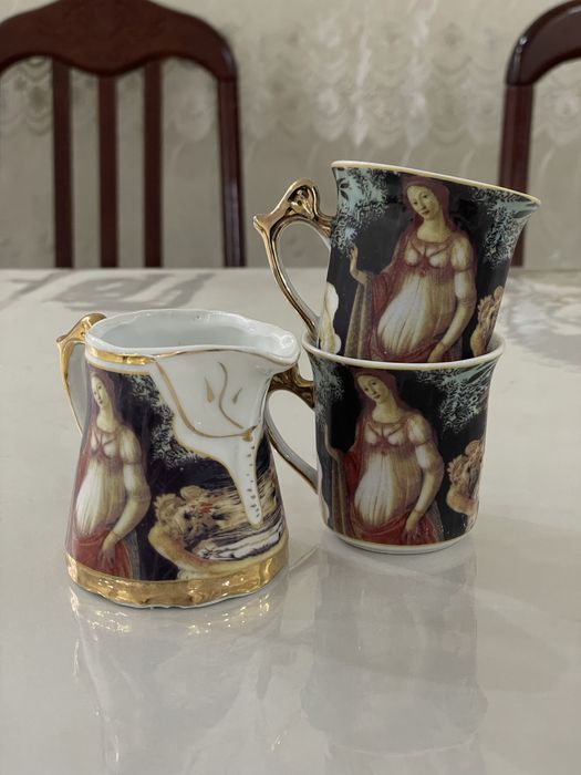 набор посуды Мадонна