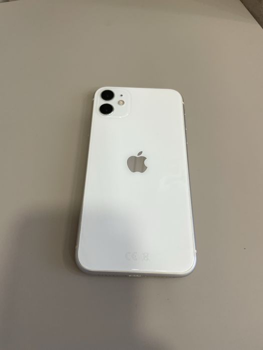 Продам Iphone 11 белый