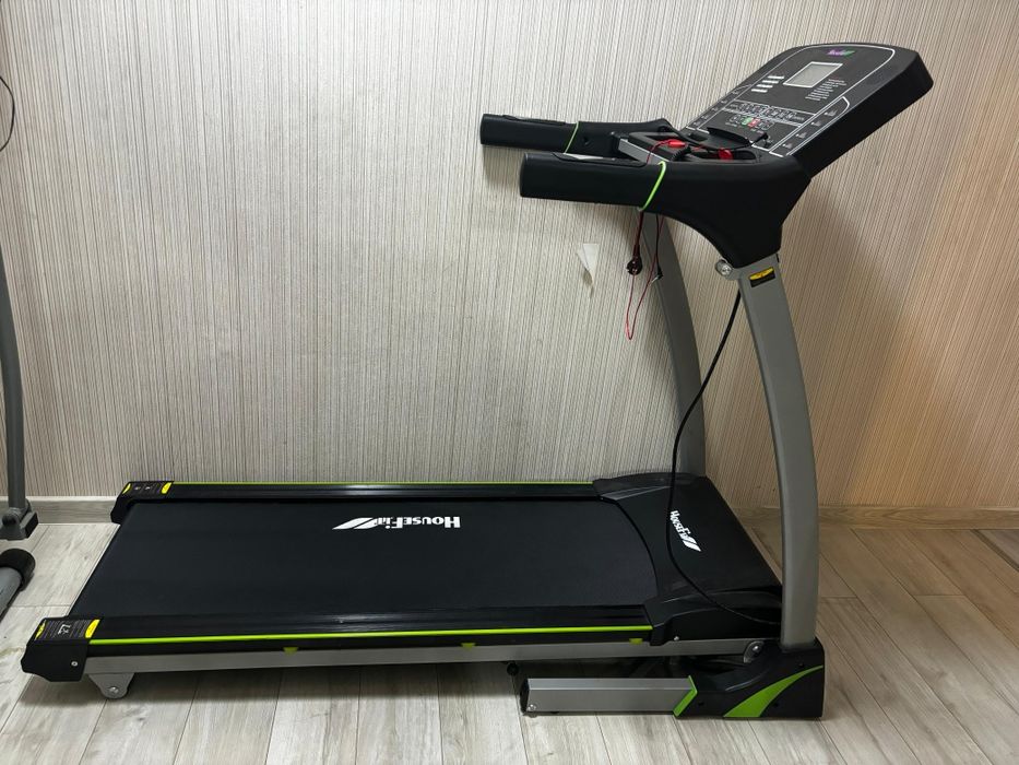 Продам беговую дорожку