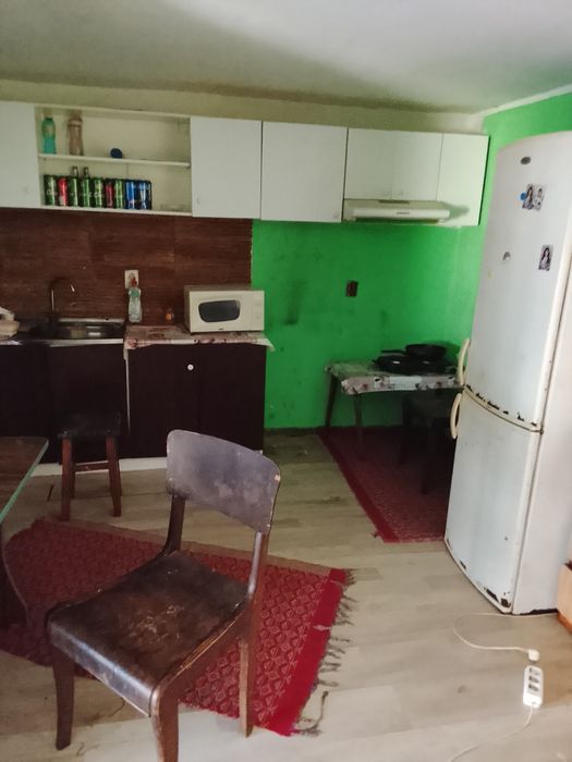 Închiriez casa Movileni