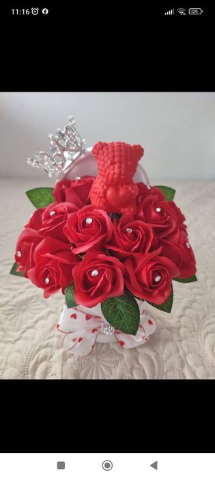 Подаръци с рози от пластичен сапун