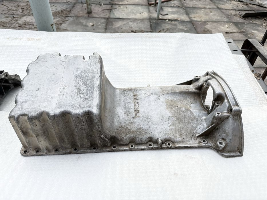 паддон картер на Мерседес E 230