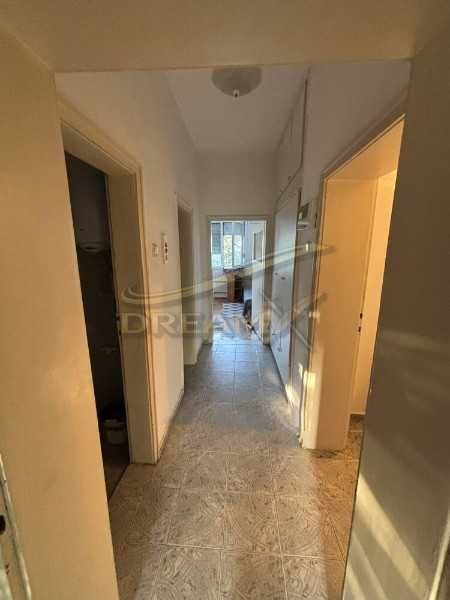 Многостаен апартамент в Каменица 1! 71890517