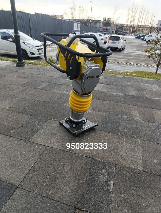 Транбовка трамбовка кенгру виброплита  tranbovka vibroplita