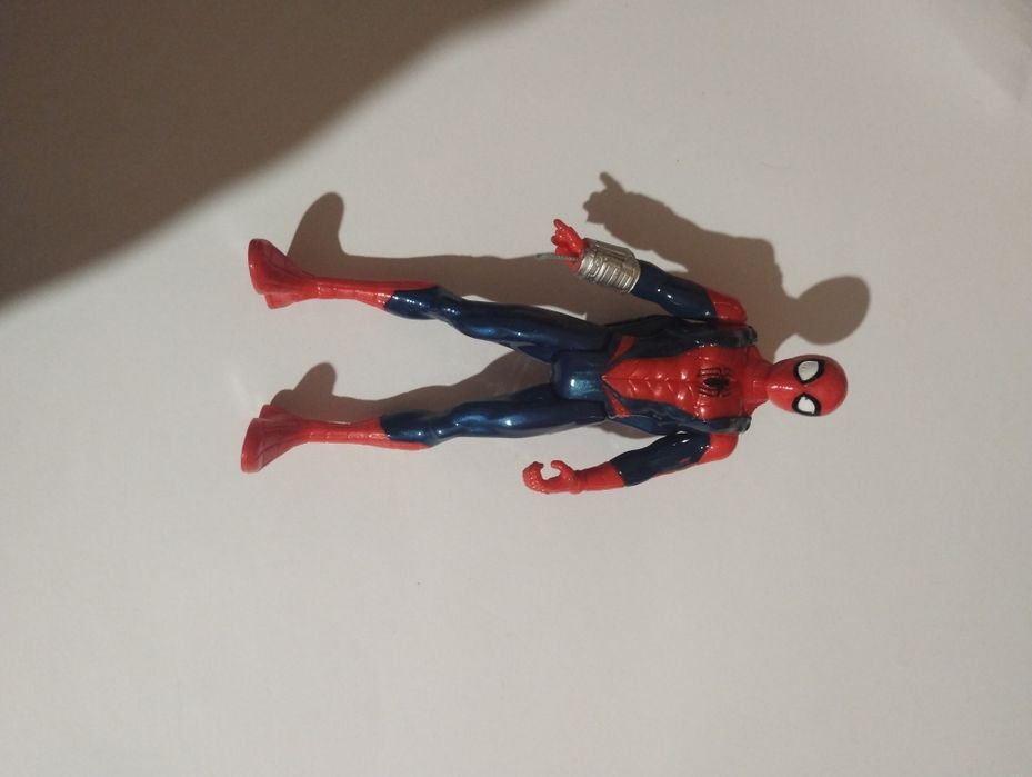 2017 Hasbro Spiderman Backpack web Action Figure