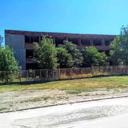 Продавам промишлена сграда