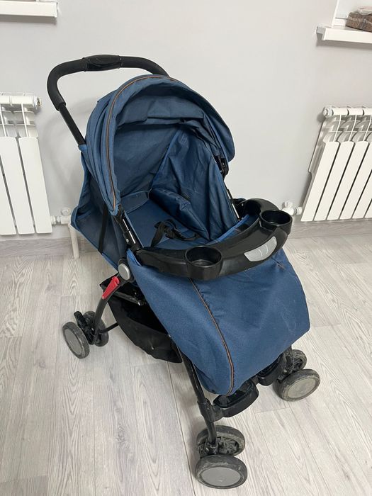 Продам коляску и стул