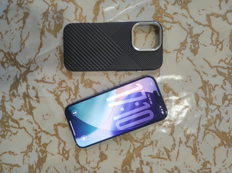 Продам Айфон 16 Про Black Titanium