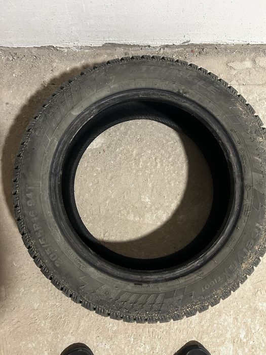 Зимные шины 205/55/R16