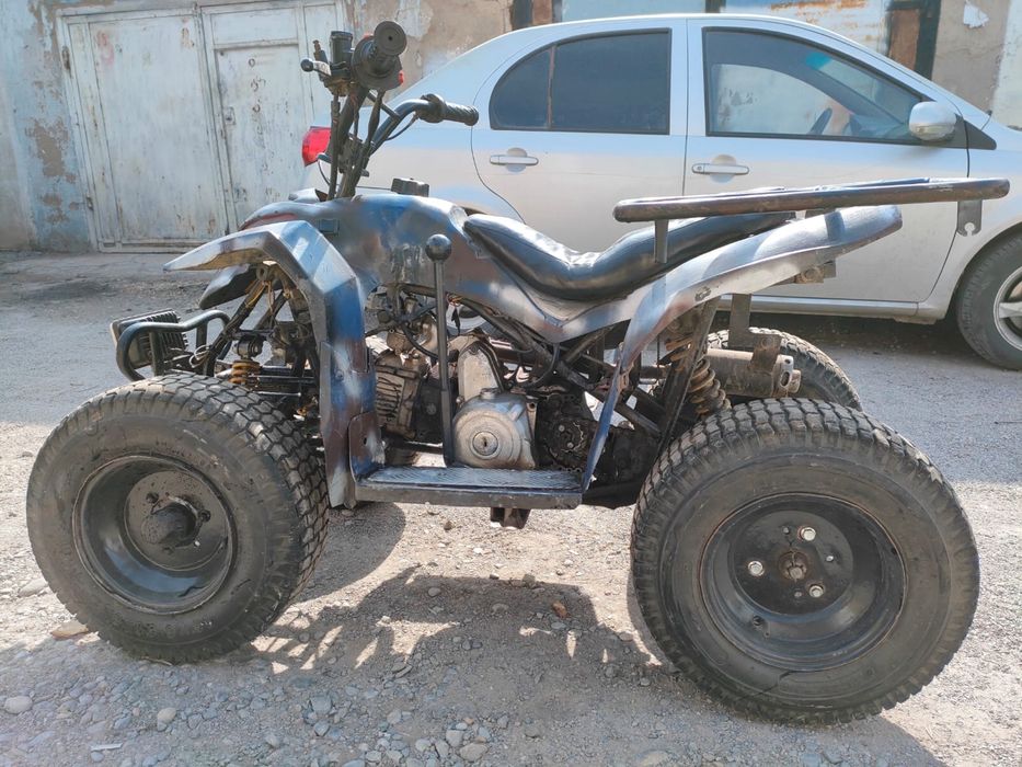 Очень быстрый квадроцикл