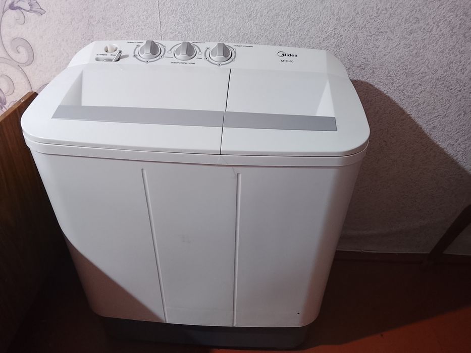 Продам хорошую стиральную машинку