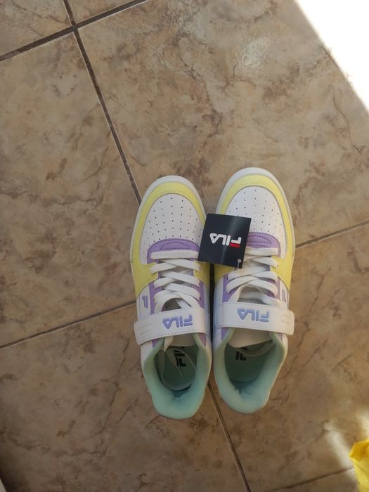 Adidasi FILA NOI