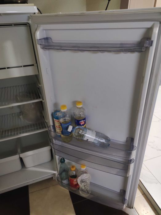 Холодильник Бирюса