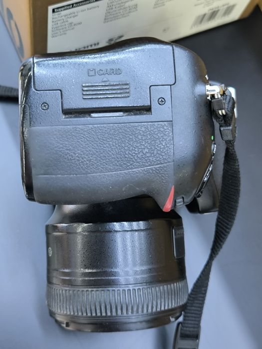 Продам полнокадровый фотоаппарат Nikon D610