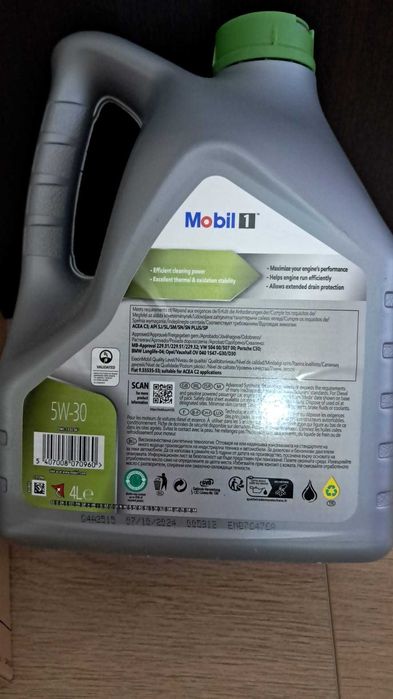 Pachet Revizie Original VW - Ulei Mobil 1 ESP 5W-30 (4L) + 3 Filtre VW Group (Noi)