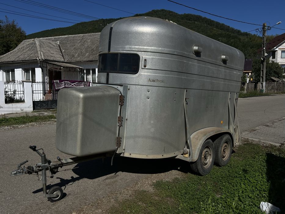 Remorca de 2 cai  fara probleme acte valabile