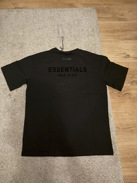 Tricou essentials