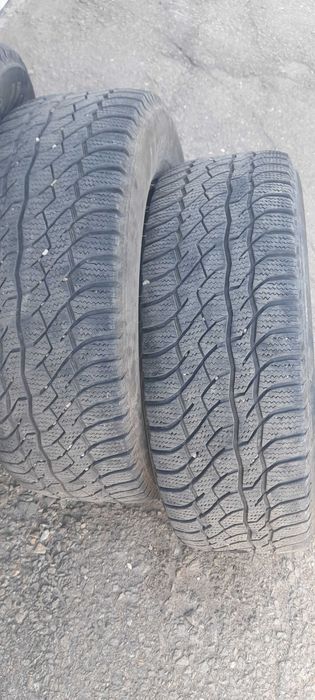 Срочно Продам авто резину 265/65/R17
