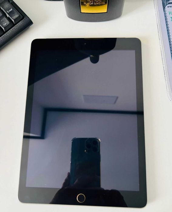 Продам iPad Air 1 Cellular Space Grey