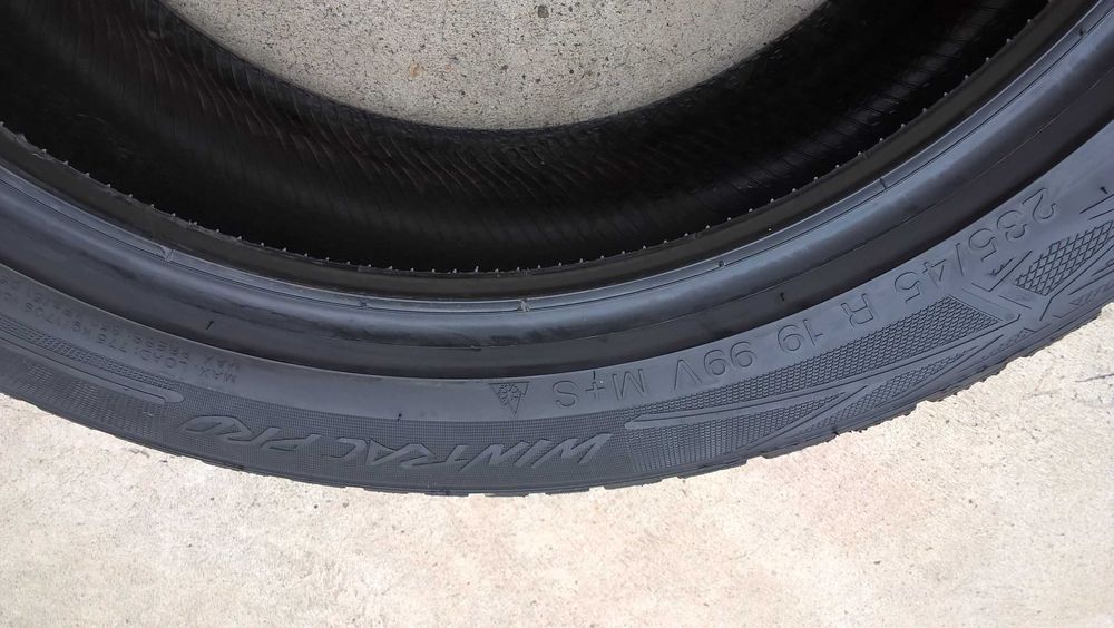 O anvelopa iarna de 235 45 19 vredestein wintrac pro 9 mm dot 4520