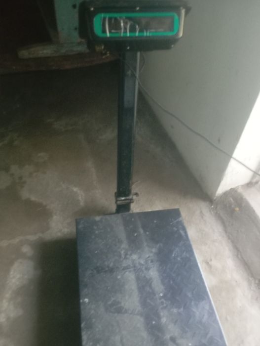 Холодильник и веса