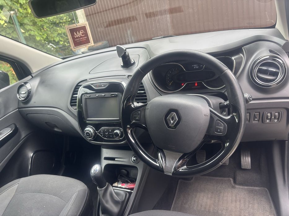 Dezmembrez Renault captur
