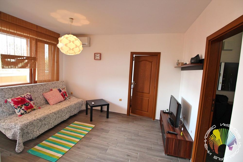 Дава се под наем Двустаен апартамент в Бургас, Лазур - 80 кв.м за 510 € - Снимка #5