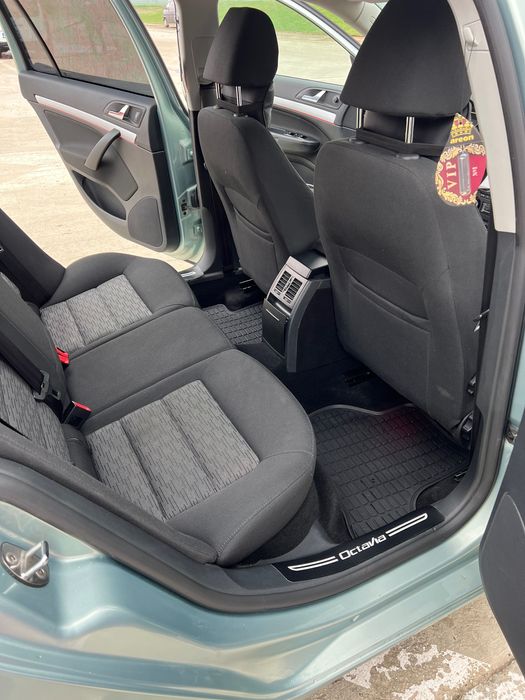 Skoda Octavia 2011 | 1.6 TDI 105CP | Navi 6GB RAM|LED|Scaune încălzite