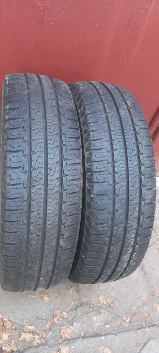 225 75 16С Бусови 2бр. Дот22 Мишелин