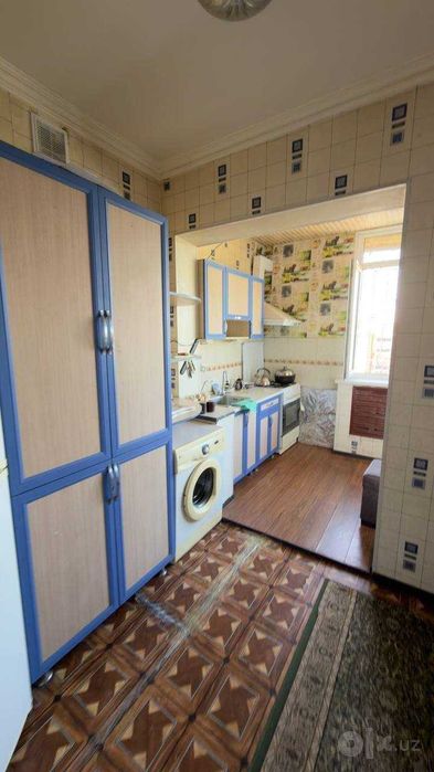 Срочно продается 4 комнатная квартира на Академ городок М.Улугбек р-н