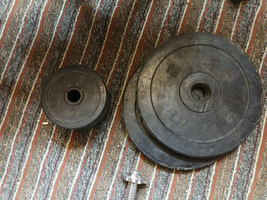 Продам спортивный инвентарь