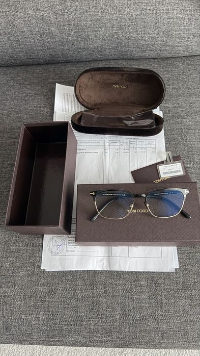 Vand rame/ochelari vedere Tom Ford TF 5799 B, stare ff buna .