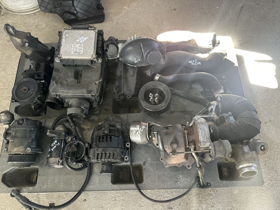 Turbo Turbina Mercedes OM 651 2.2 biturbo compresor alternator 5g tron