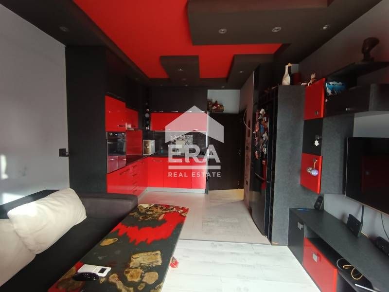 Продава се Двустаен апартамент в Варна, Възраждане 1 - 50 кв.м за 2791 €/кв.м - Снимка #1