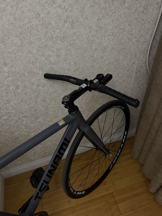 Срочно продам TSUNAMI SNM100