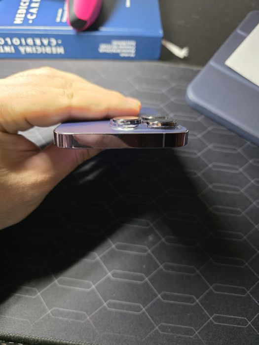 Iphone 14 pro deep purple