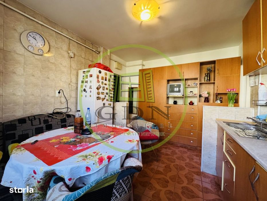 Apartament 3 camere – Str. Pajurei | Etaj 1 | parcare | centrala | m