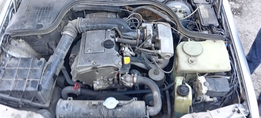 Мерседес 190 1.8 объем