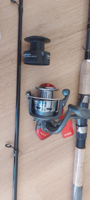 Нов спининг к-т от карбонова въдица с макара, влакно и примамки