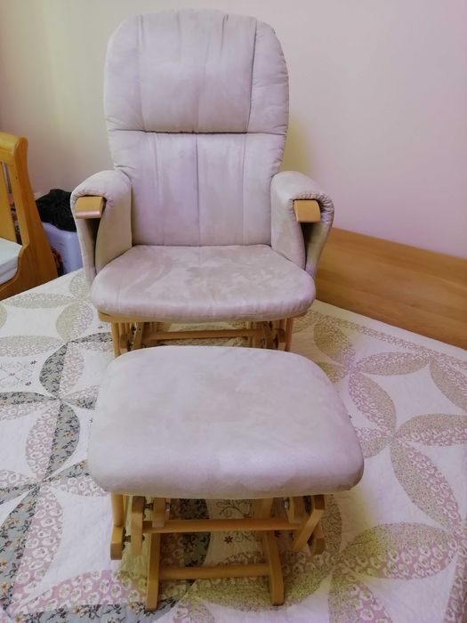 Регулируемо Кресло Фотьойл Люлеещ Стол Кърмене Tutti BambiniТабуретка